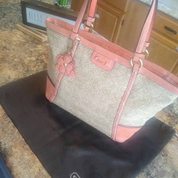 ⭕SOLD⭕Coach Alexandra bag - Picture 4 of 7